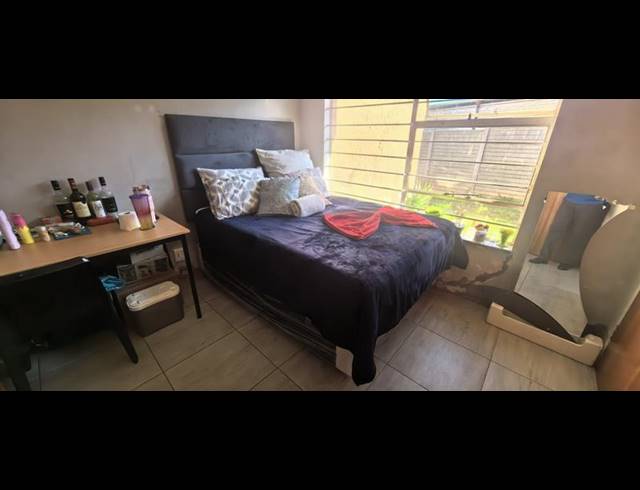 3 BEDROOM HOUSE FOR SALE IN ROODEPOORT WEST